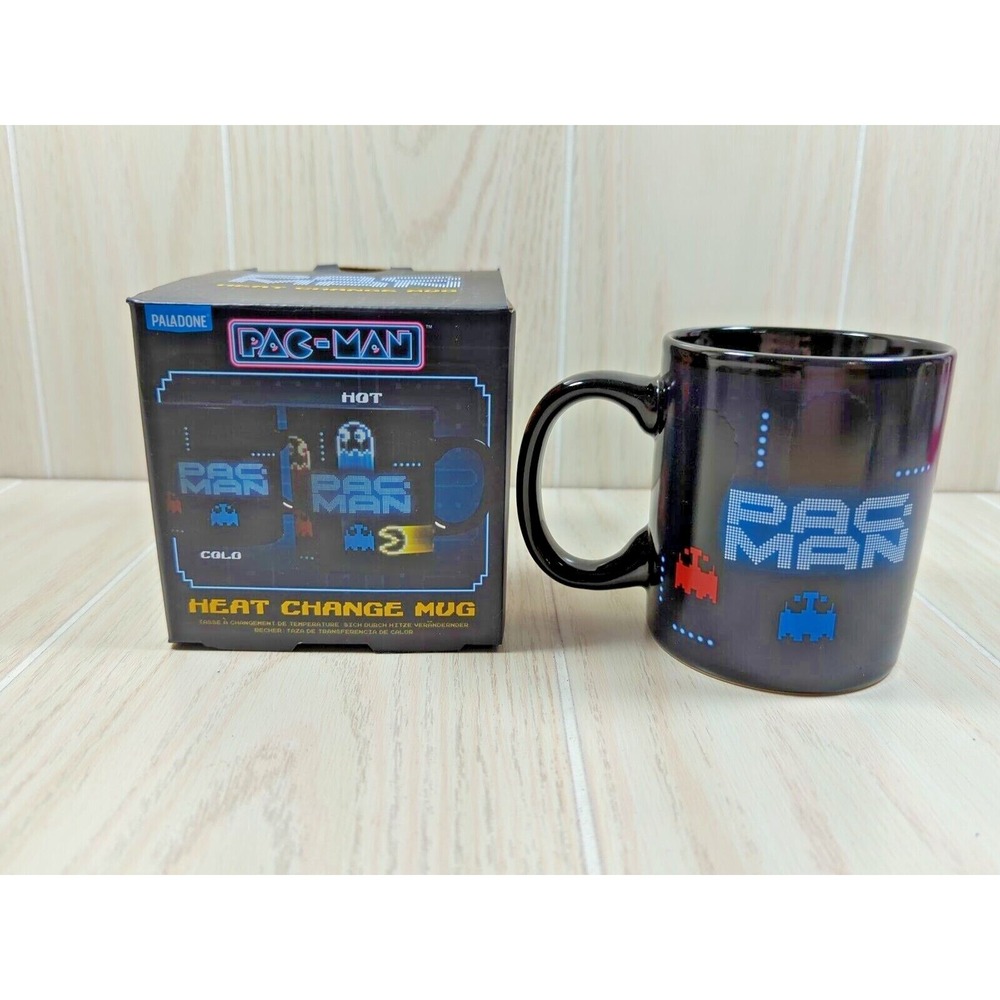 Pac Man NIB heat change mug coffee cup black Paladone